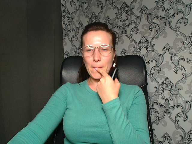 BellaKisss1 live cam on BongaCams