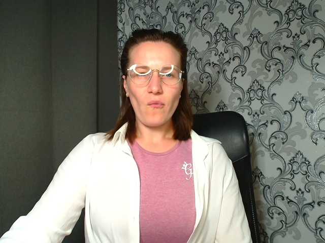 BellaKisss1