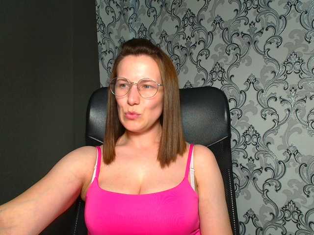 BellaKisss1