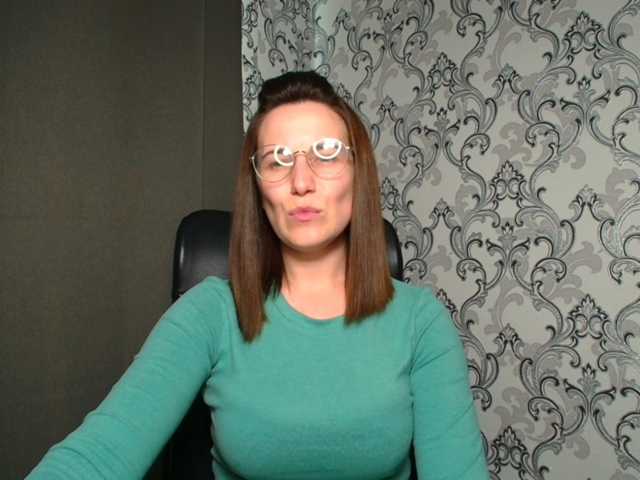 BellaKisss1