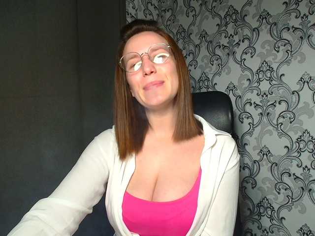 BellaKisss1 live cam preview