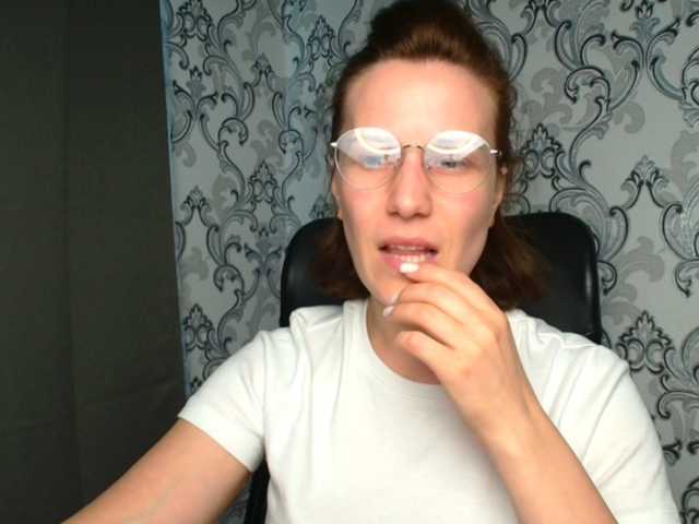 BellaKisss1