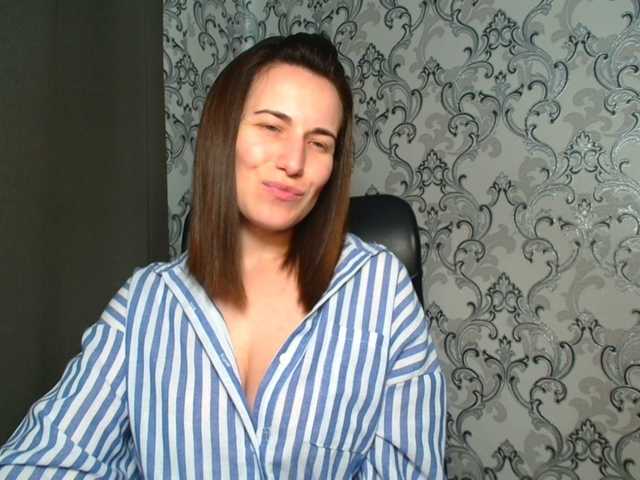 BellaKisss1