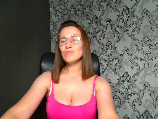BellaKisss1