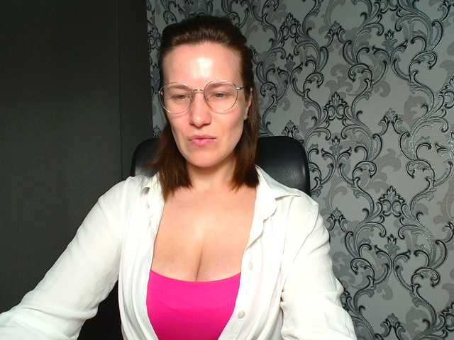 BellaKisss1