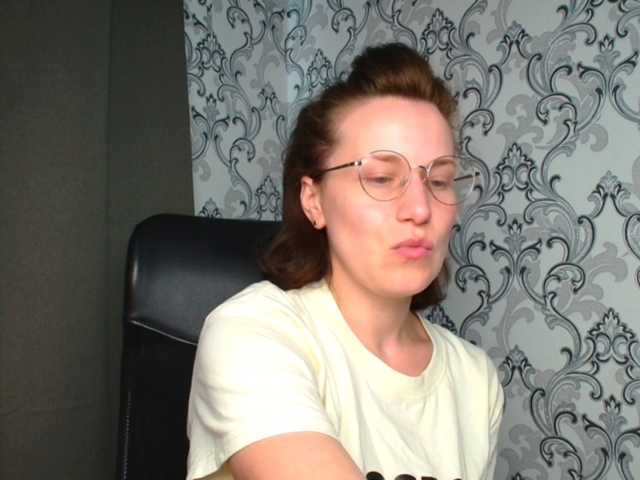 BellaKisss1