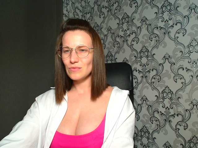 BellaKisss1 live cam