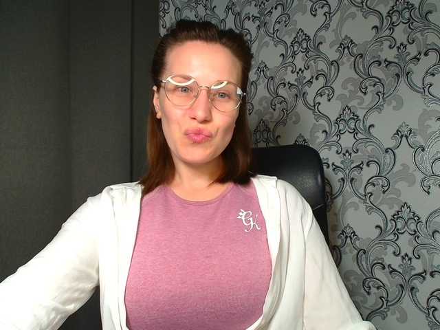 BellaKisss1