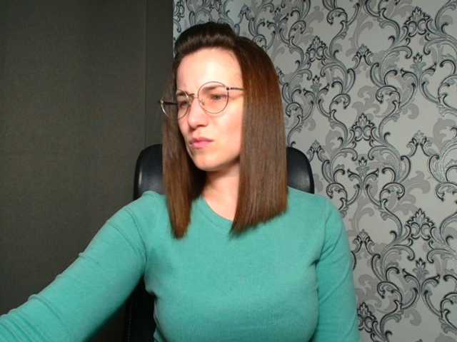 BellaKisss1