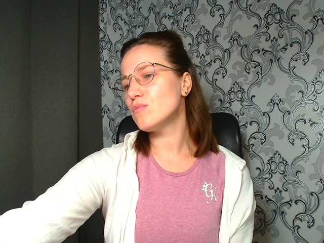 BellaKisss1