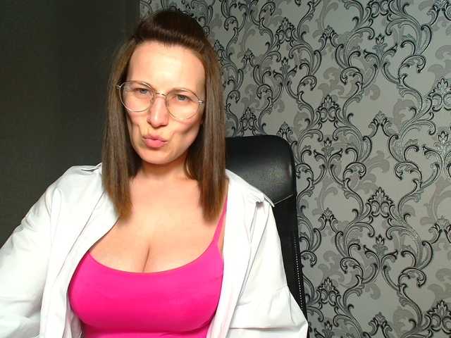 BellaKisss1