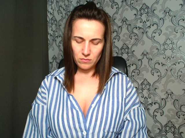 BellaKisss1