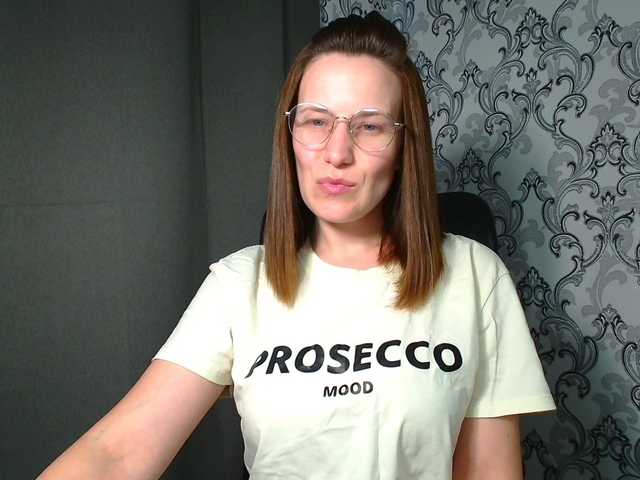 BellaKisss1