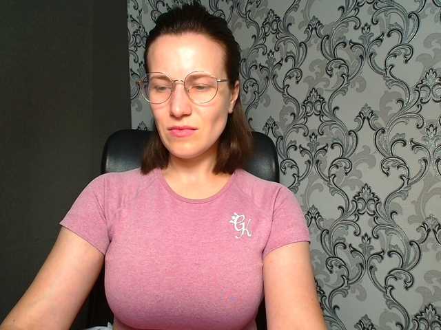 BellaKisss1 live webcam show