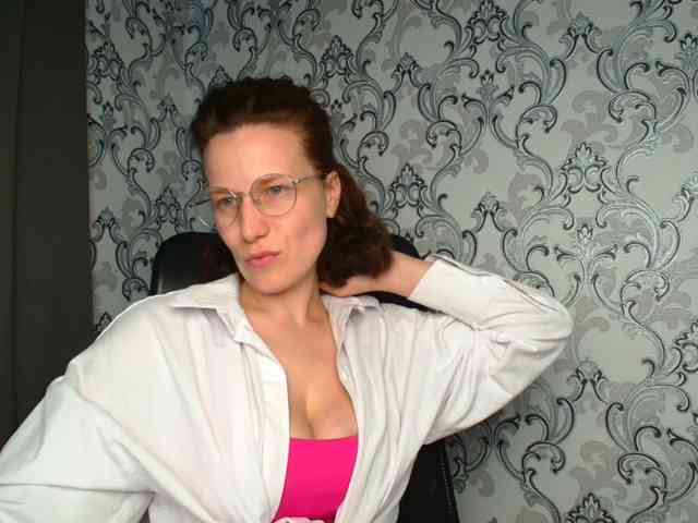 BellaKisss1