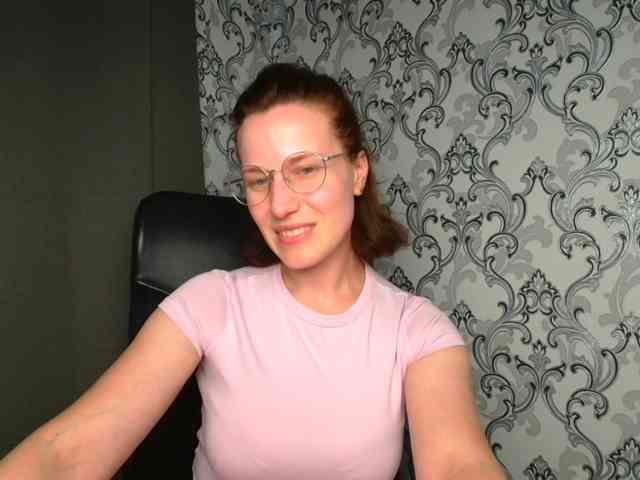 BellaKisss1 webcam