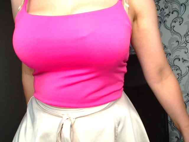 BellaKisss1