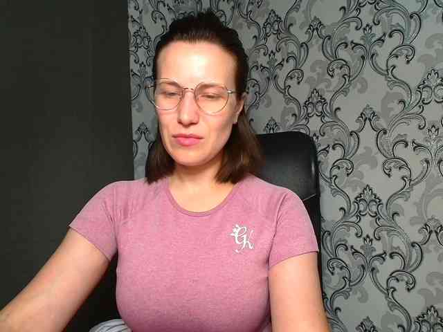 BellaKisss1 webcam