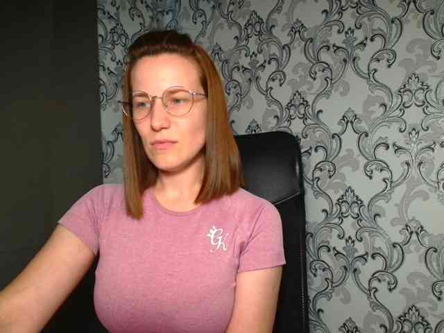 BellaKisss1 webcam