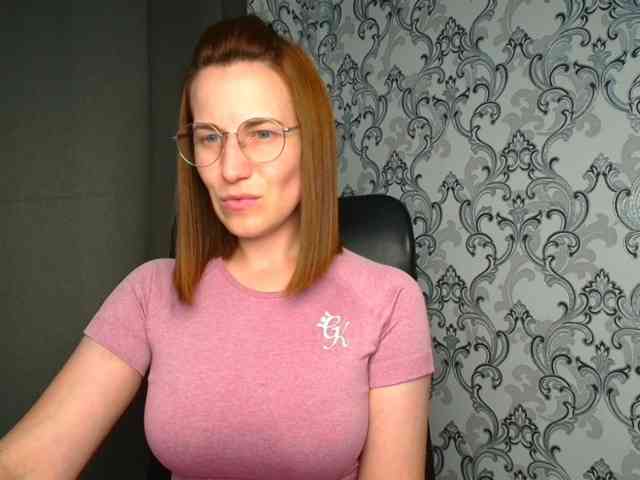 BellaKisss1 webcam