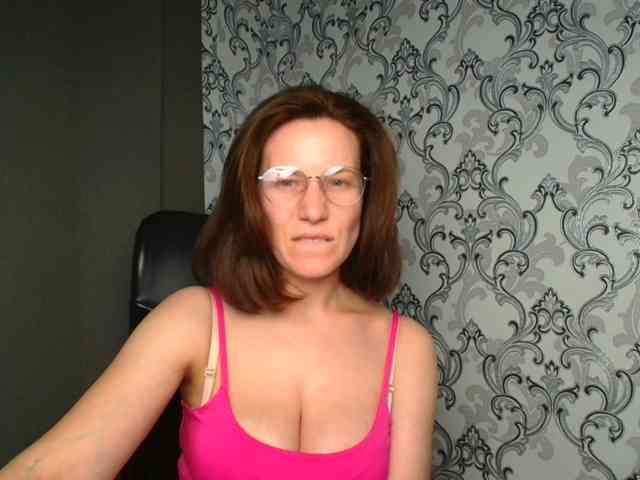 BellaKisss1
