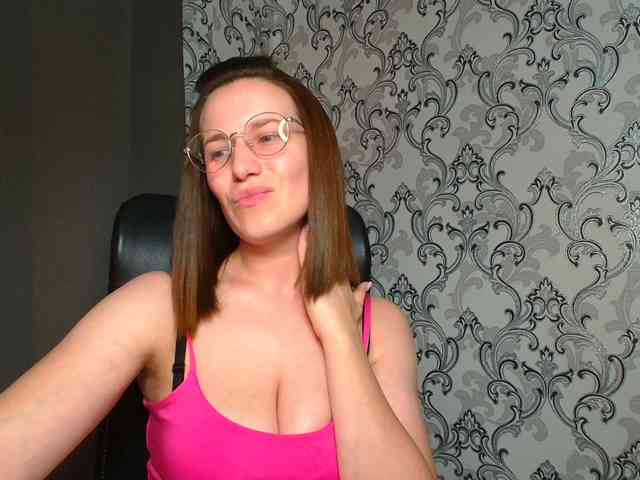 BellaKisss1 webcam
