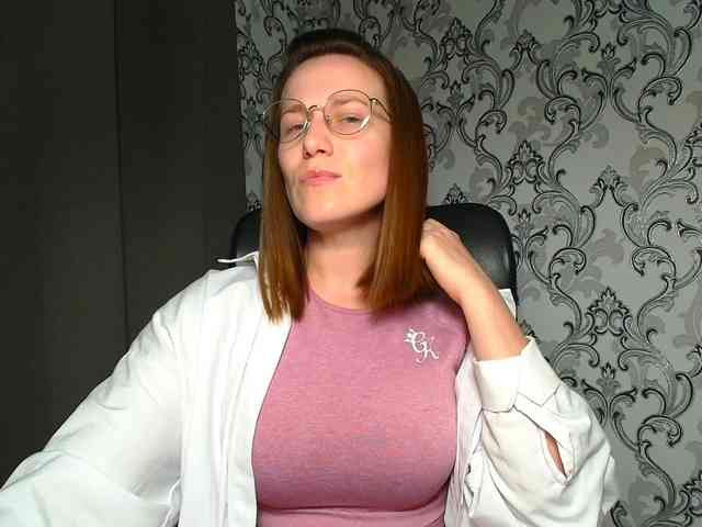 BellaKisss1 webcam