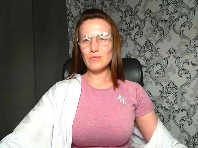 BellaKisss1 webcam