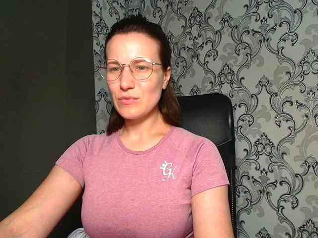 BellaKisss1 webcam
