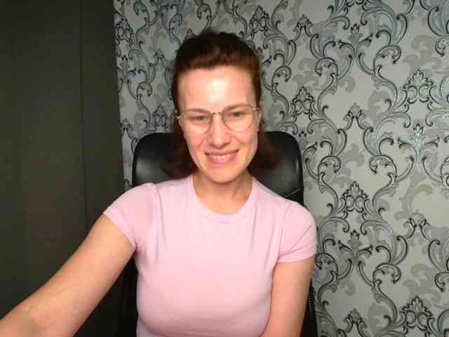 BellaKisss1 webcam