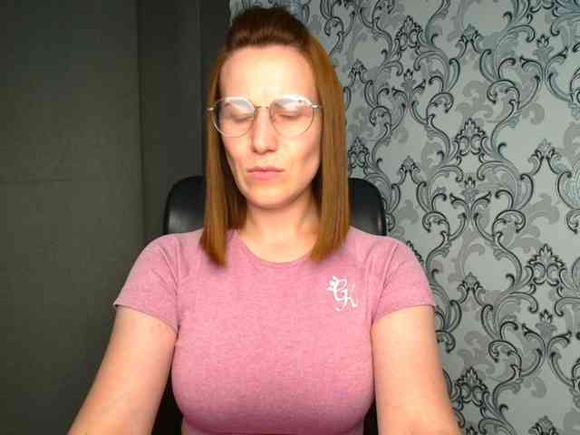 BellaKisss1 webcam