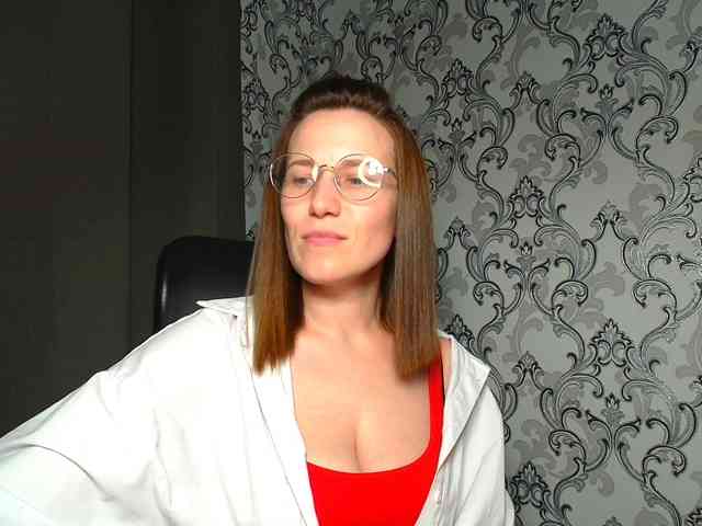 BellaKisss1 webcam