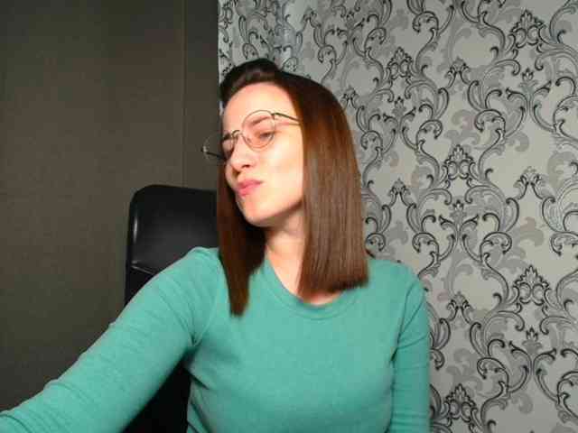 BellaKisss1 webcam