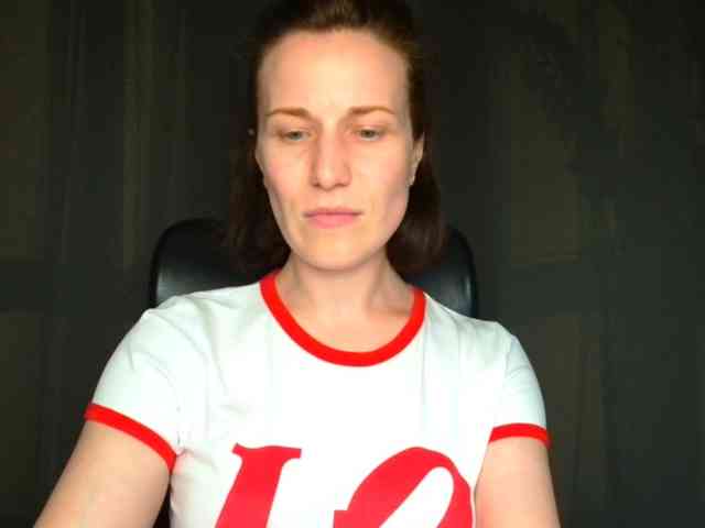 BellaKisss1 webcam