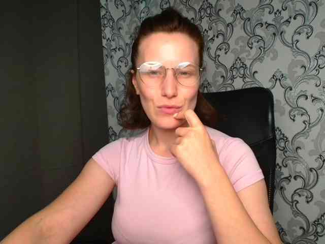 BellaKisss1 webcam