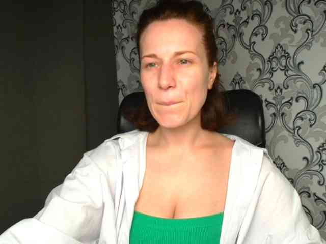 BellaKisss1 webcam