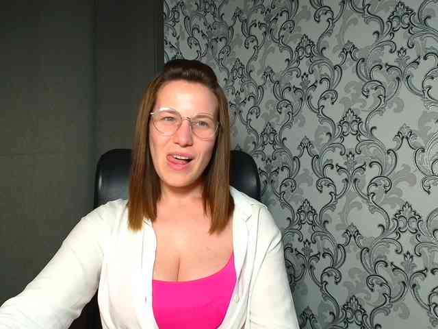 BellaKisss1 webcam