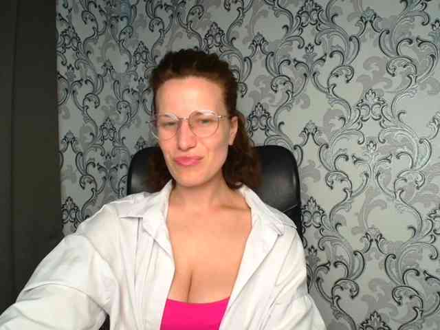BellaKisss1 webcam