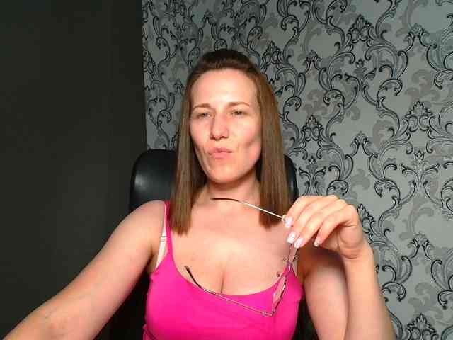 BellaKisss1