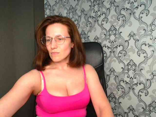 BellaKisss1