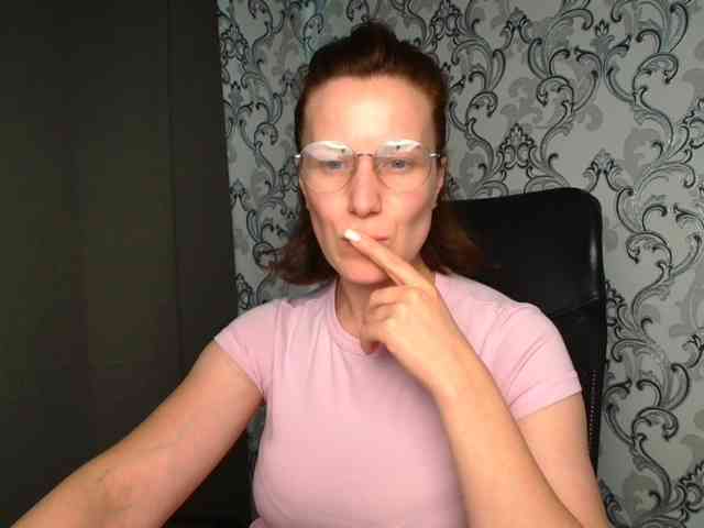 BellaKisss1 webcam