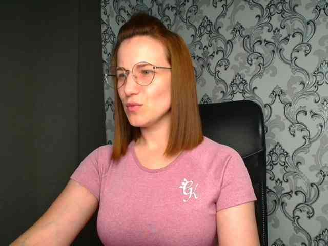 BellaKisss1 webcam