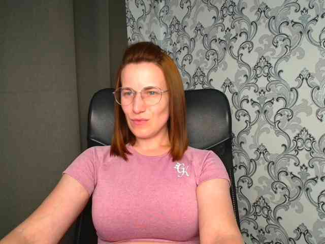 BellaKisss1 webcam