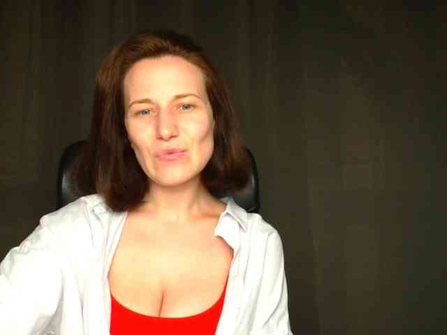 BellaKisss1 webcam