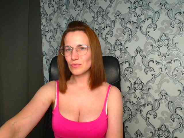 BellaKisss1 webcam