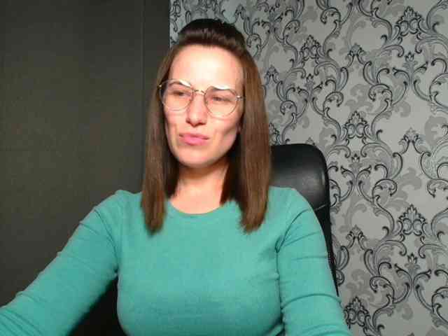 BellaKisss1 webcam