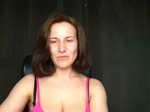 BellaKisss1