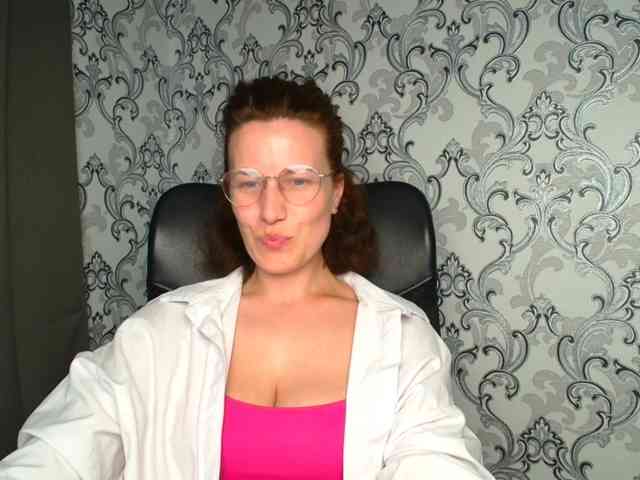 BellaKisss1 BellaKisss1