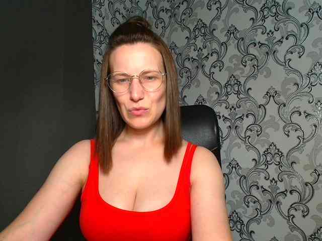 BellaKisss1 webcam