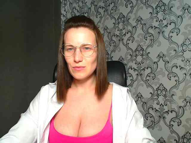 BellaKisss1